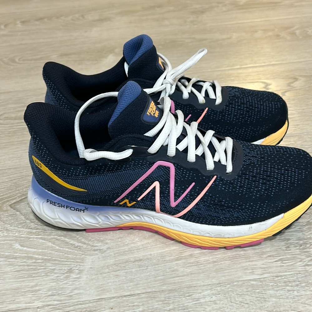 New Balance 880 Fresh Foam Eclipse Blue Running shoes Size W: 9.5, M:8 (W880M12)
